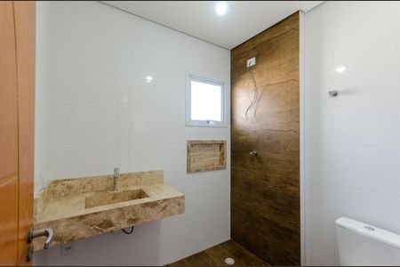 Casa à venda com 150m², 3 quartos e 2 vagas Casa à venda com 150m², 3 quartos e 2 vagasBanheiro da Suíte