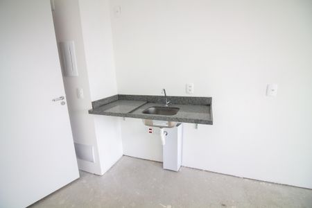 Cozinha de kitnet/studio à venda com 1 quarto, 24m² em Jardim das Acacias, São Paulo
