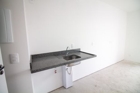 Cozinha de kitnet/studio à venda com 1 quarto, 24m² em Jardim das Acacias, São Paulo