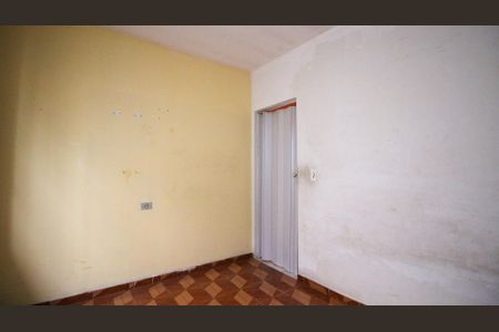 Casa para alugar com 2 quartos, 80m² em Parque Sao Rafael, São Paulo