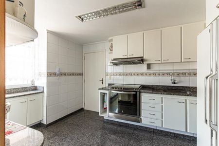 Apartamento à venda com 390m², 4 quartos e 1 vagaCozinha