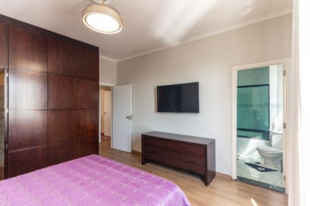 Apartamento à venda com 390m², 4 quartos e 1 vagaQuarto da Suíte