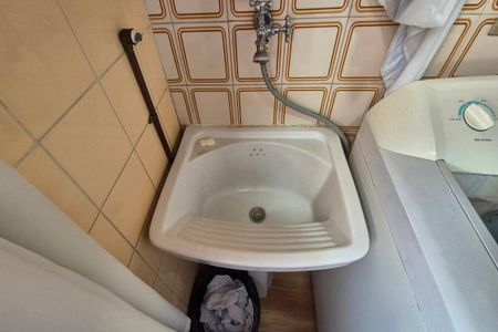 Apartamento à venda com 60m², 2 quartos e 1 vagaÁrea de Serviço