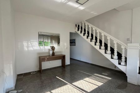 Sala  de apartamento para alugar com 3 quartos, 120m² em Copacabana, Rio de Janeiro