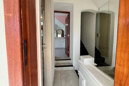 Corredor de apartamento para alugar com 3 quartos, 120m² em Copacabana, Rio de Janeiro