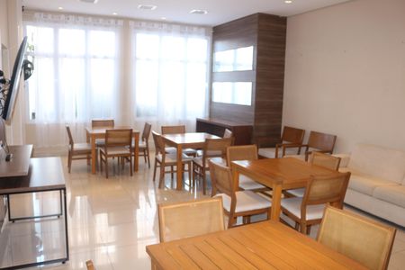Apartamento à venda com 67m², 2 quartos e 1 vagaÁrea comum - Salão de festas
