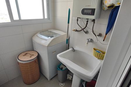 Apartamento à venda com 67m², 2 quartos e 1 vaga Apartamento à venda com 67m², 2 quartos e 1 vagaÁrea de Serviço