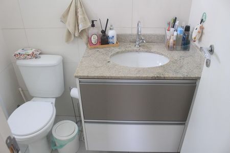Apartamento à venda com 67m², 2 quartos e 1 vagaBanheiro da Suíte