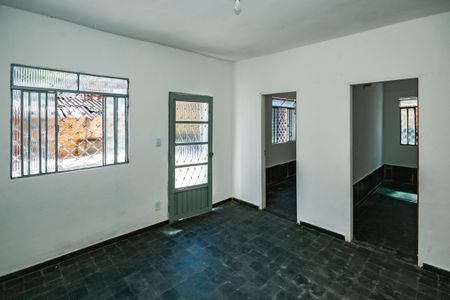 Casa para alugar com 4 quartos, 90m² em Mantiqueira, Belo Horizonte