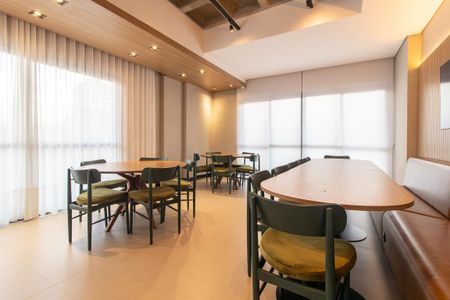 Studio para alugar com 19m², 1 quarto e sem vagaÁrea comum - Salão de festas