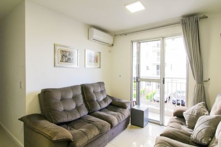 Sala de apartamento para alugar com 2 quartos, 47m² em Igara, Canoas