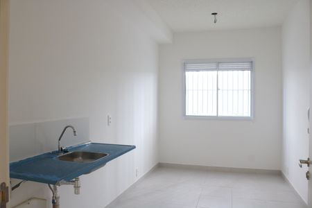 Sala e Cozinha Integrada de apartamento para alugar com 1 quarto, 24m² em Parque Industrial Tomas Edson, São Paulo