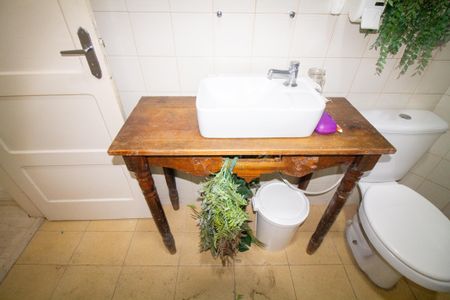 Casa para alugar com 158m², 4 quartos e 1 vagaBanheiro