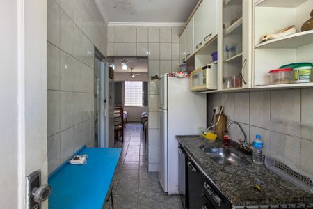 Cozinha  de kitnet/studio para alugar com 0 quarto, 27m² em Guilhermina, Praia Grande