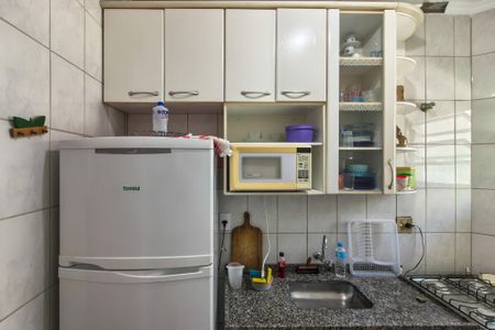 Cozinha  de kitnet/studio para alugar com 0 quarto, 27m² em Guilhermina, Praia Grande