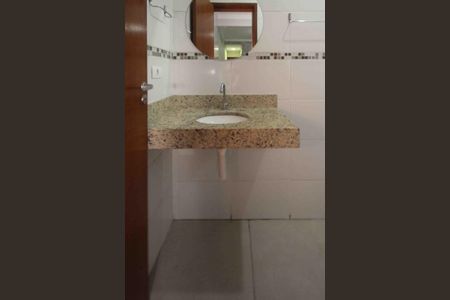 Casa para alugar com 65m², 3 quartos e 1 vagaBanheiro Social