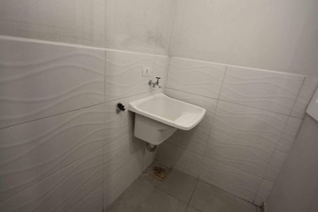 Casa para alugar com 65m², 3 quartos e 1 vagaÁrea de Serviço