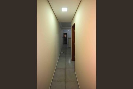Corredor de casa para alugar com 3 quartos, 65m² em Jardim Tiete, São Paulo