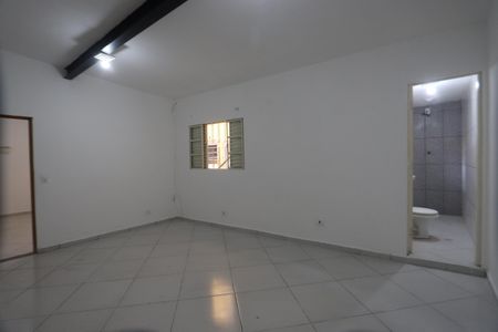Casa para alugar com 42m², 1 quarto e sem vagaQuarto