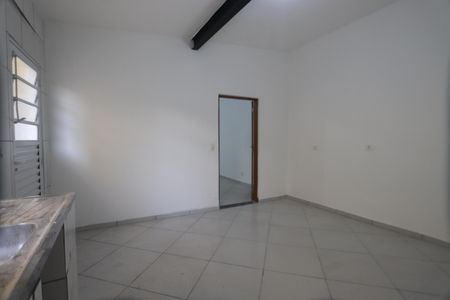 Casa para alugar com 42m², 1 quarto e sem vagaSala e Cozinha