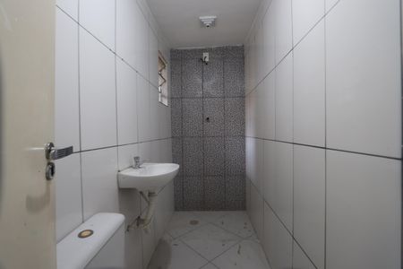 Casa para alugar com 42m², 1 quarto e sem vagaBanheiro