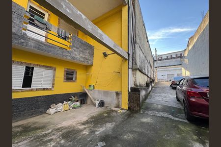 Área comum de casa para alugar com 1 quarto, 34m² em Vila Ester, São Paulo