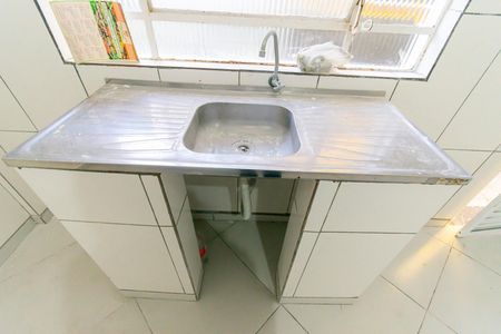 Cozinha de casa para alugar com 1 quarto, 34m² em Vila Ester, São Paulo