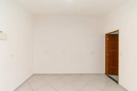 Casa para alugar com 34m², 1 quarto e sem vaga Casa para alugar com 34m², 1 quarto e sem vagaSala
