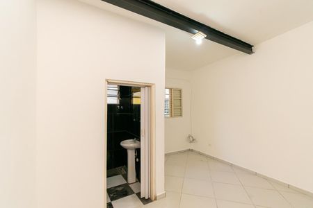 Suíte de casa para alugar com 1 quarto, 34m² em Vila Ester, São Paulo