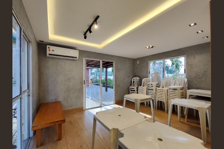 Apartamento à venda com 46m², 2 quartos e sem vagaÁrea comum - Salão de festas