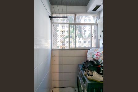 Apartamento à venda com 46m², 2 quartos e sem vagaCozinha e Área de Serviço