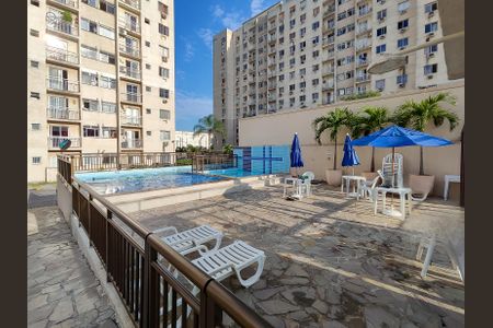 Apartamento à venda com 46m², 2 quartos e sem vagaÁrea comum - Piscina