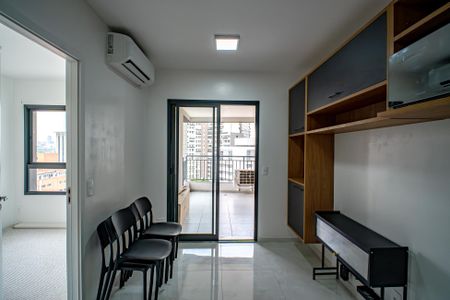 Sala/Cozinha de kitnet/studio para alugar com 1 quarto, 43m² em Butantã, São Paulo