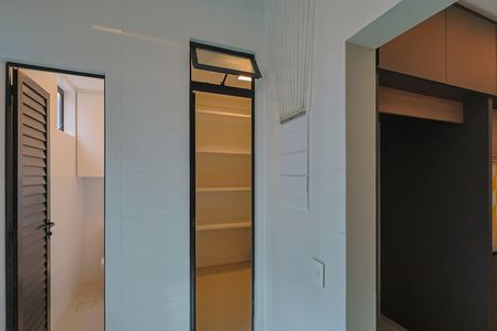 Apartamento à venda com 203m², 3 quartos e 3 vagas Apartamento à venda com 203m², 3 quartos e 3 vagasSala/cozinha
