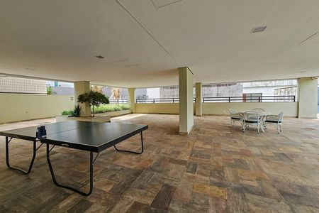 Apartamento à venda com 203m², 3 quartos e 3 vagas Apartamento à venda com 203m², 3 quartos e 3 vagasÁrea comum