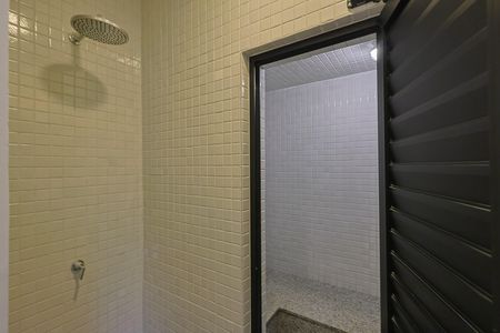 Apartamento à venda com 203m², 3 quartos e 3 vagas Apartamento à venda com 203m², 3 quartos e 3 vagasBanheiro da Suíte 2