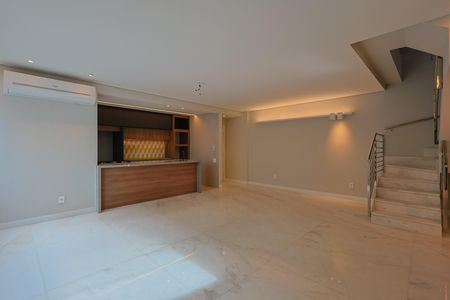 Apartamento à venda com 203m², 3 quartos e 3 vagas Apartamento à venda com 203m², 3 quartos e 3 vagasSala/cozinha
