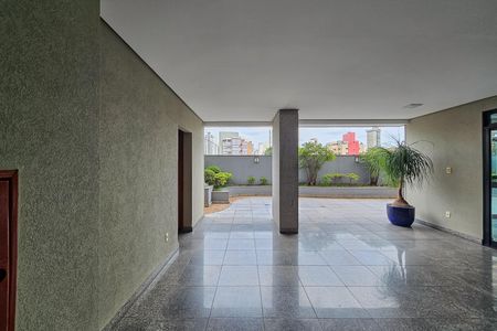 Apartamento à venda com 203m², 3 quartos e 3 vagas Apartamento à venda com 203m², 3 quartos e 3 vagasÁrea comum