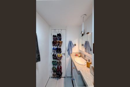 Banheiro de kitnet/studio à venda com 1 quarto, 24m² em Sé, São Paulo