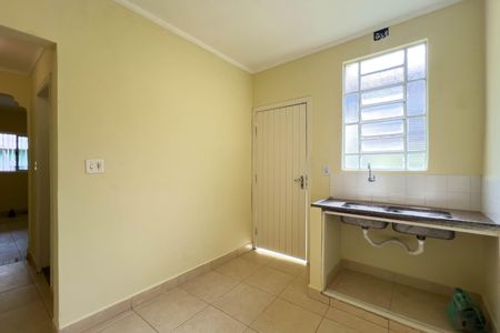 Casa para alugar com 106m², 3 quartos e sem vaga Casa para alugar com 106m², 3 quartos e sem vagaCozinha