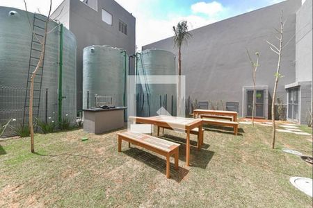 Apartamento à venda com 36m², 2 quartos e sem vagaÁrea comum