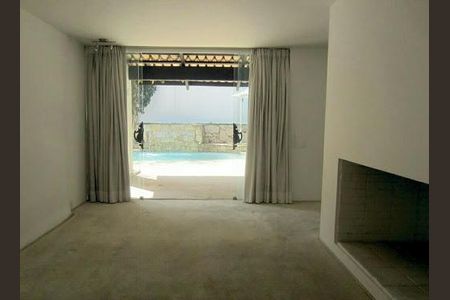 Casa para alugar com 3 quartos, 411m² em Jardim Guedala, São Paulo