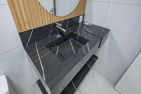 Apartamento para alugar com 84m², 2 quartos e sem vagaBanheiro