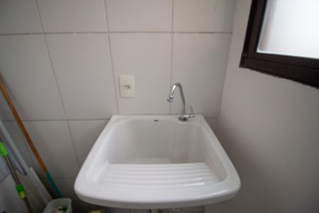 Apartamento para alugar com 52m², 2 quartos e 1 vagaÁrea de Serviço