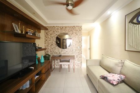 Sala de casa à venda com 3 quartos, 250m² em Vila Guacuri, Diadema