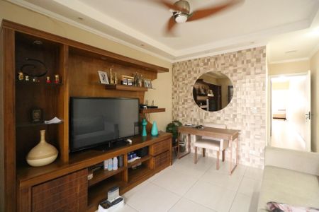 Sala de casa à venda com 3 quartos, 250m² em Vila Guacuri, Diadema