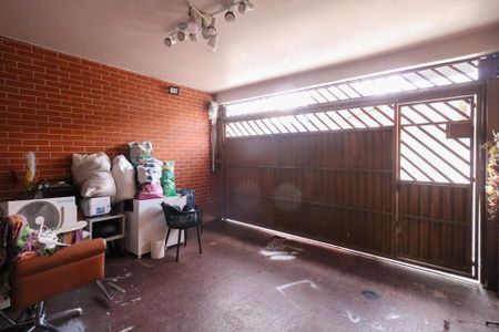 Casa à venda com 250m², 3 quartos e 2 vagasGaragem