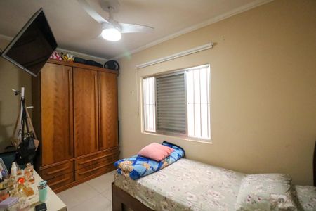 Casa à venda com 250m², 3 quartos e 2 vagasQuarto 2