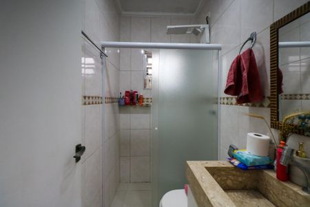 Casa à venda com 250m², 3 quartos e 2 vagasBanheiro 1