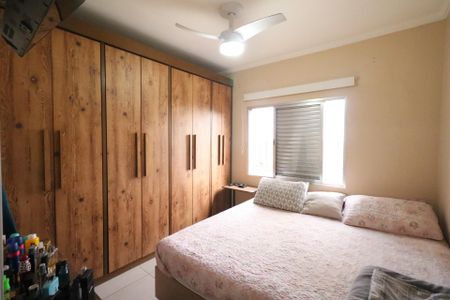 Casa à venda com 250m², 3 quartos e 2 vagasQuarto 1